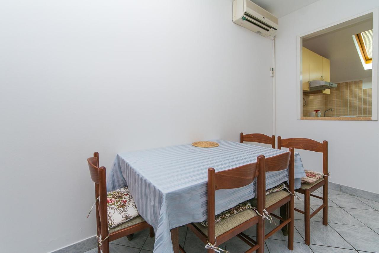 Apartments By The Sea Brist, Makarska - 15714 Podaca Buitenkant foto