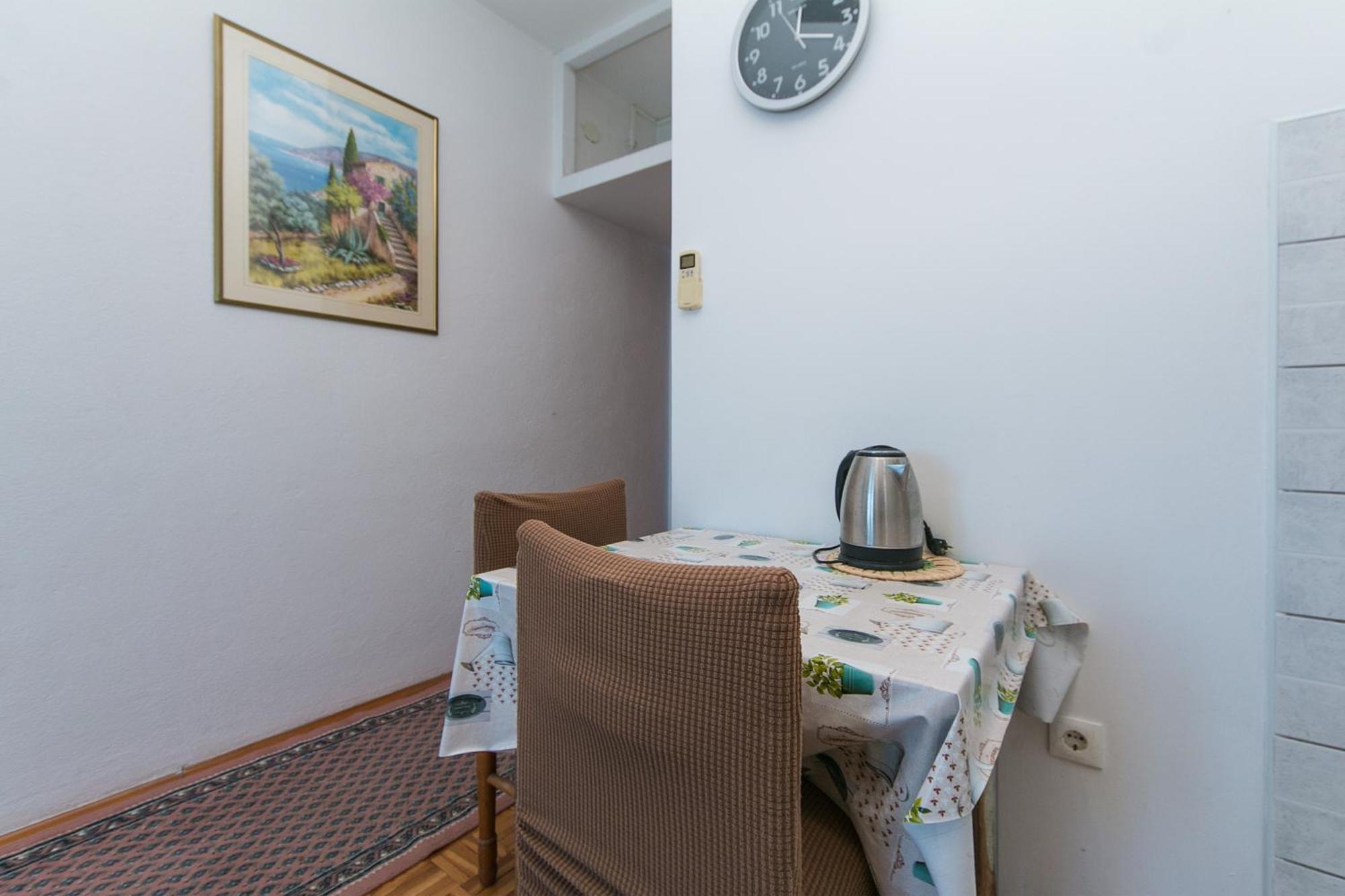 Apartments By The Sea Brist, Makarska - 15714 Podaca Kamer foto